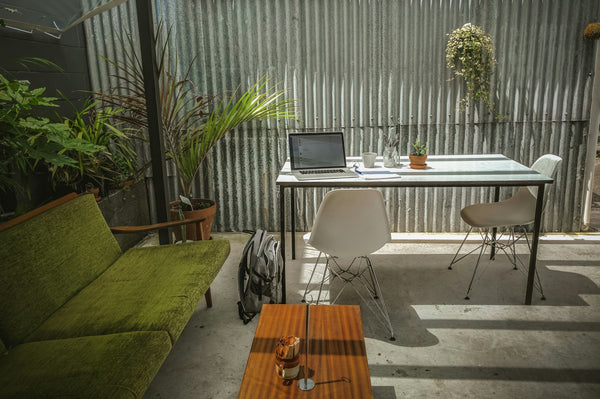 Creating an Outdoor-Inspired Home Office in Your Rental Apartment