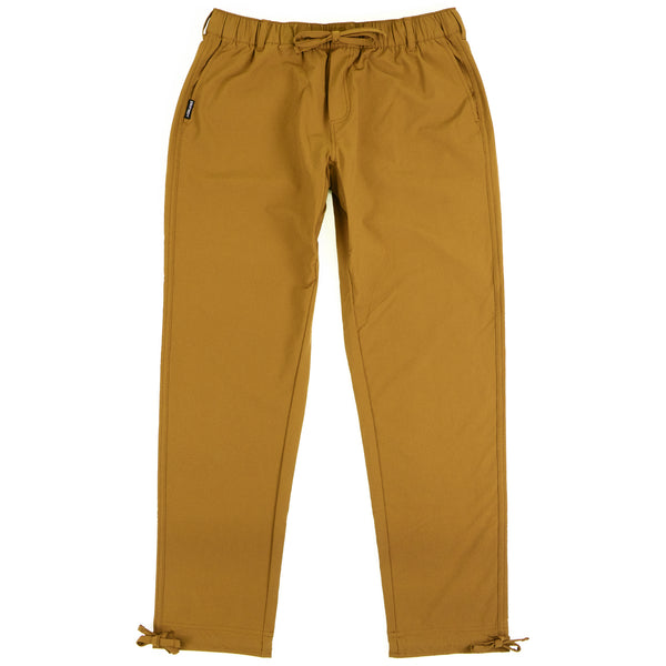 Explore the Outdoors in Comfort with Trailhead Pants | Coalatree